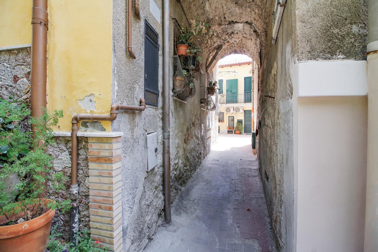 Taormina Sunny Experience Apartment ภายนอก รูปภาพ